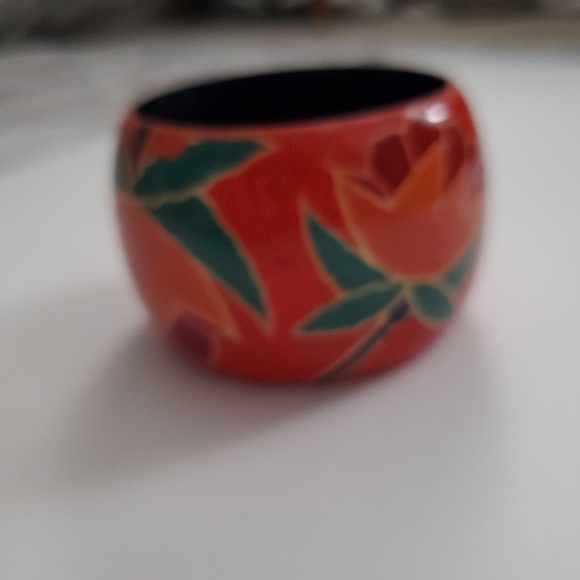 Gorgeous Vibrant Flower Bangle Made in India. Thick bracelet 3 ¼" wide opening - Picture 8 of 10